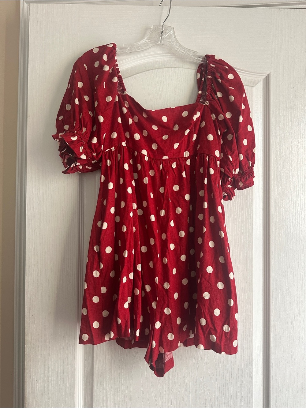 Red Polka Dot Puff Sleeve Women's romper nwot small